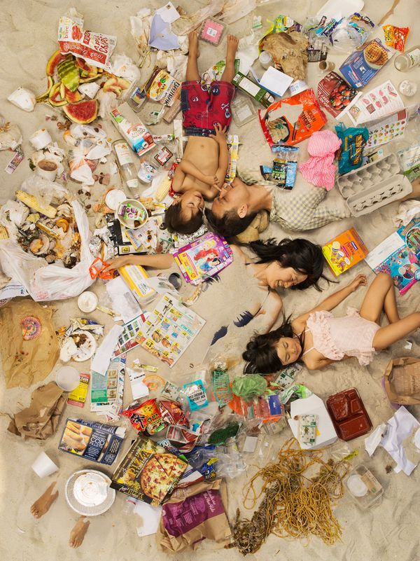 © Gregg Segal - Image from the 7 Days of Garbage photography project