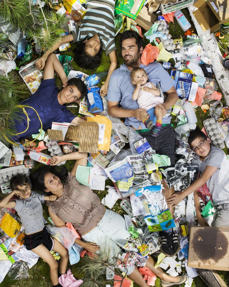 © Gregg Segal - Joya, Santiniketan, Rabindranath, Chandramohan, Ben, Bodihisattba and Omjabarindra, 2014