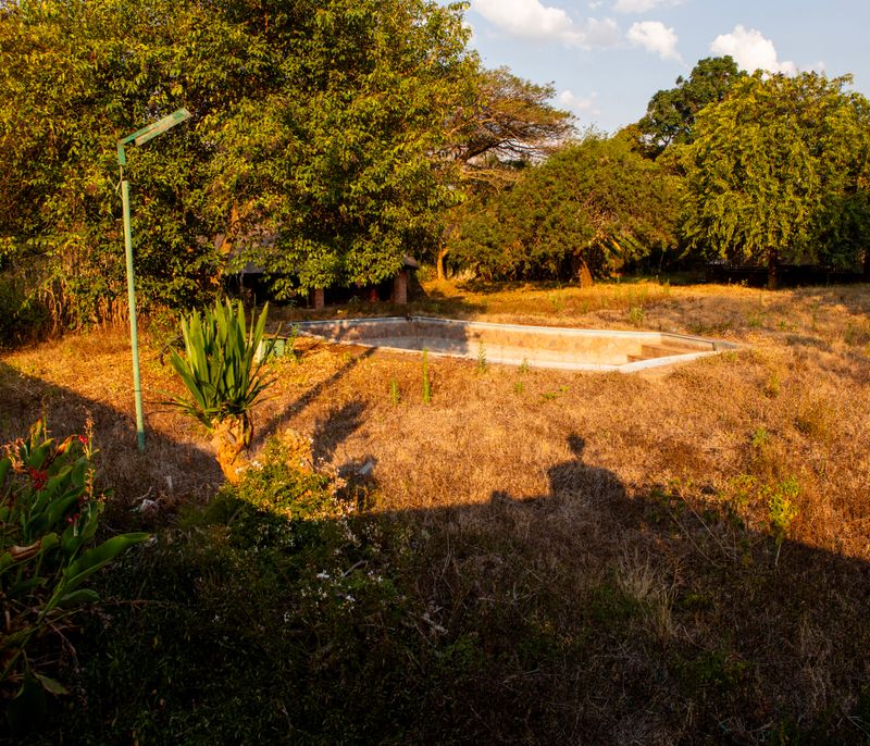 © Jono Terry - Image from the Born in Africa. Death Unknown photography project