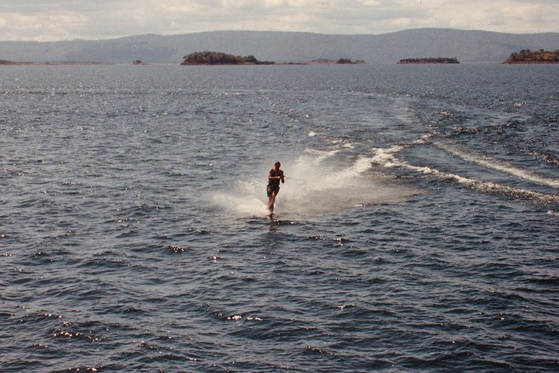 © Jono Terry - Family archives: water skiing on Lake Kariba.