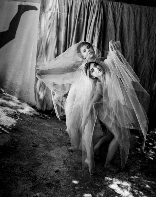 © Kim Krentz - Image from the An ongoing series of performer movement and portraits photography project