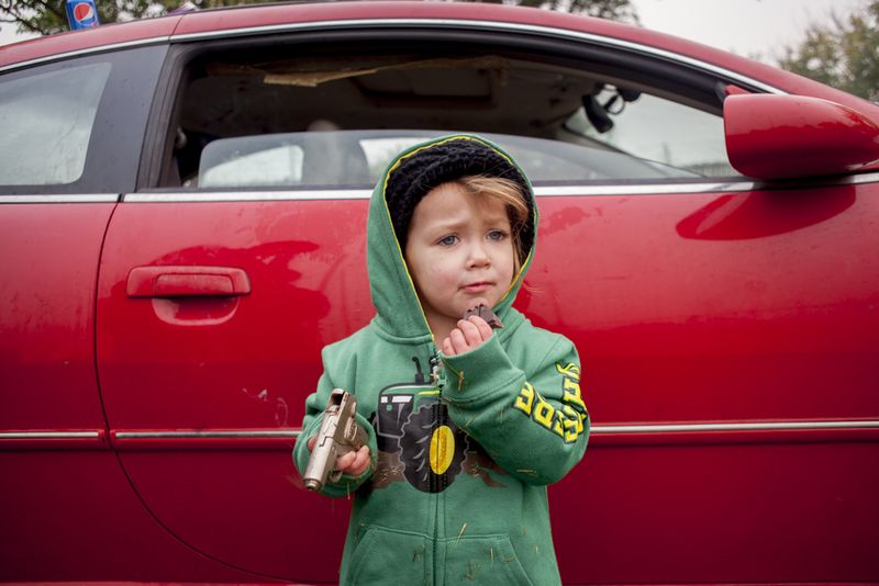 © Anne-Marie Weber - Image from the LOCKEDNLOADED.USA photography project