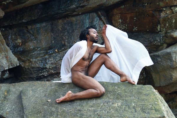 © Emma Parla-Aziz - Image from the Bodies in Nature photography project