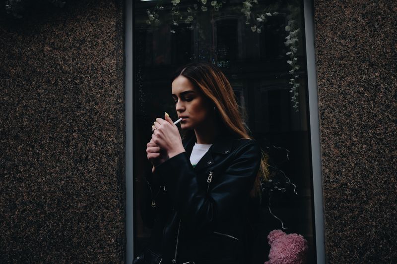 © Victoria Shabad - Image from the Smokers photography project
