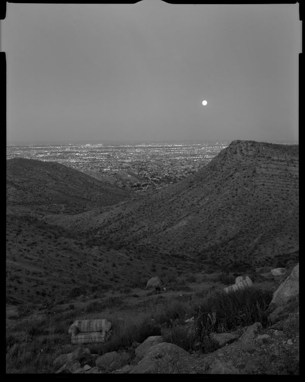 © Lisa Elmaleh - Moonrise, Juarez, Chihuahua, facing El Paso, Texas