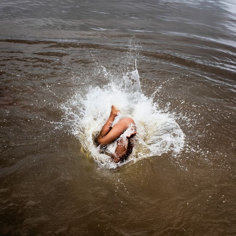 © Aaron Vincent Elkaim, from the series The River Runs Through Us
