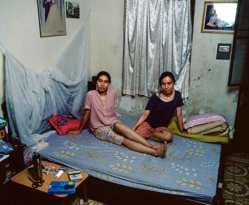 Vân-Nhi Nguyễn Explores the Gap of Vietnam Past and Present