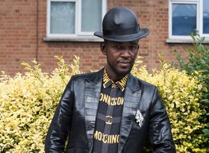 The Eccentric Lifestyle of La Sape Dandies