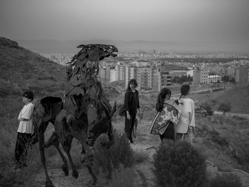 Portraits of Transition: Sara Abbaspour’s Poetic View On Iran