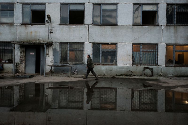 © Pierpaolo Mittica - the hangar for the scrap metals recycling