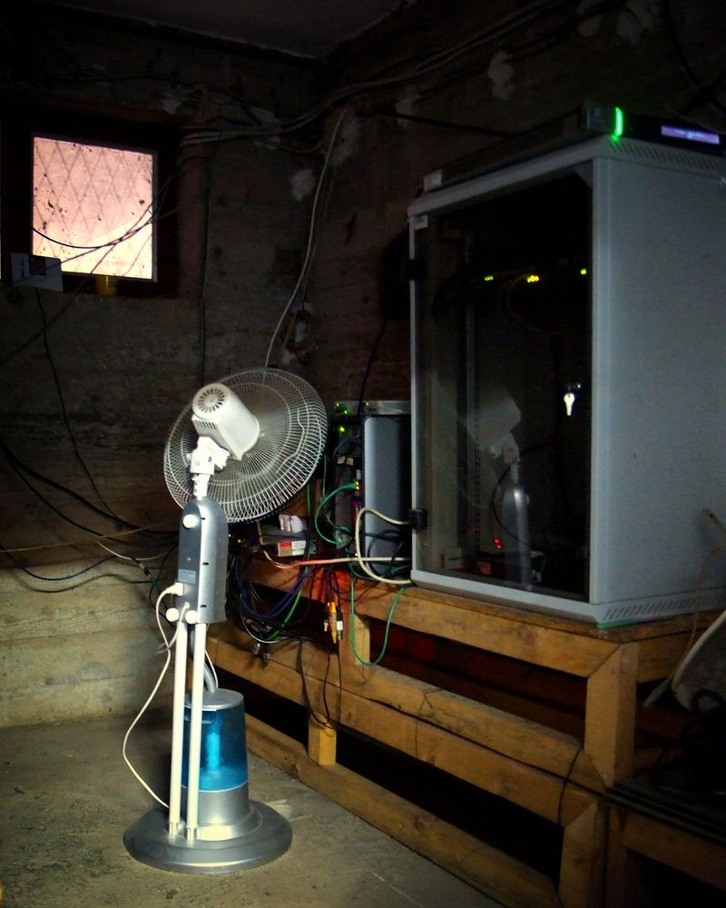 © Davide Palmisano - server room with computers that require an extra cooling system