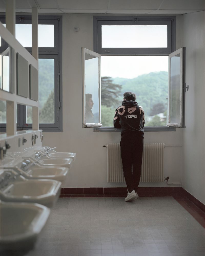 © Romane Bladou - Image from the En Suspens photography project