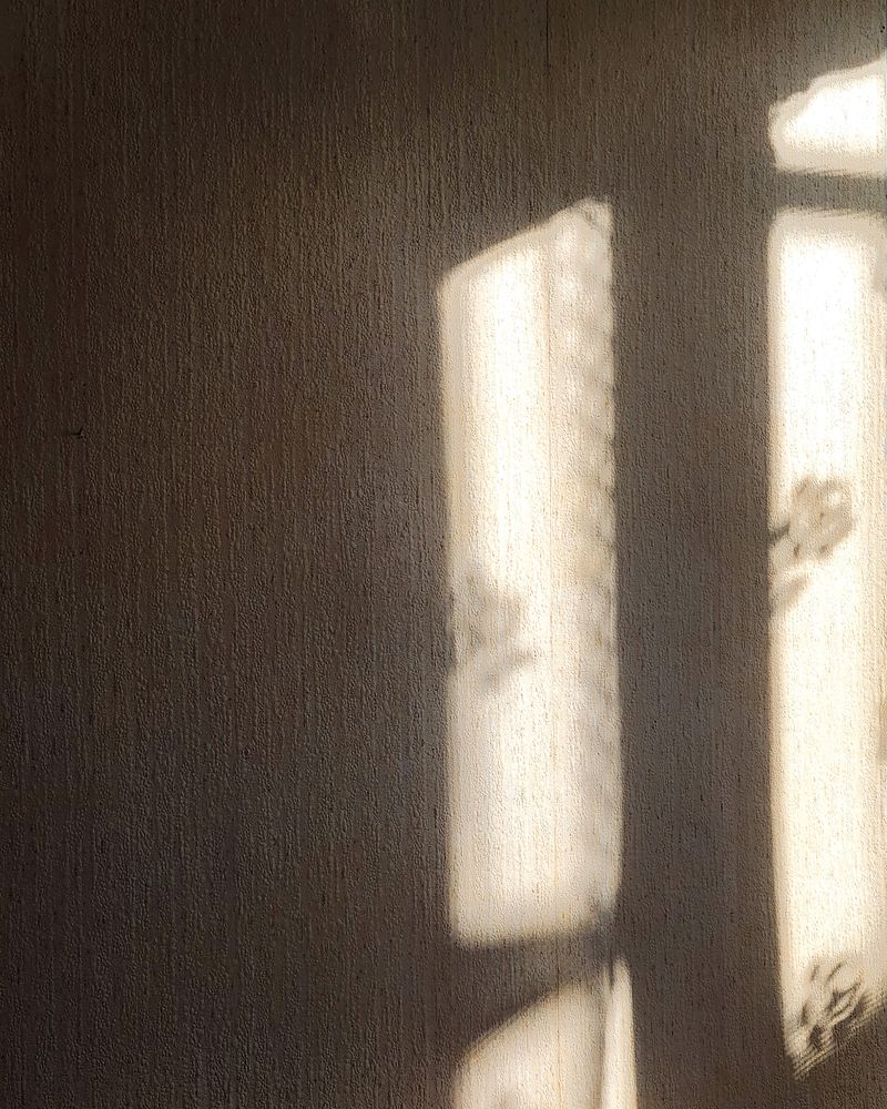 © Romane Bladou - Image from the En Suspens photography project