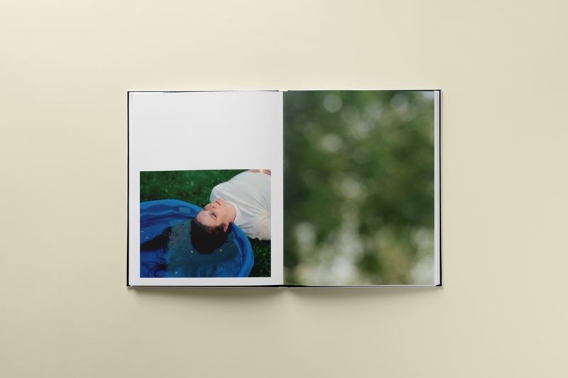 © Romane Bladou - Image from the Pins and Needles photography project