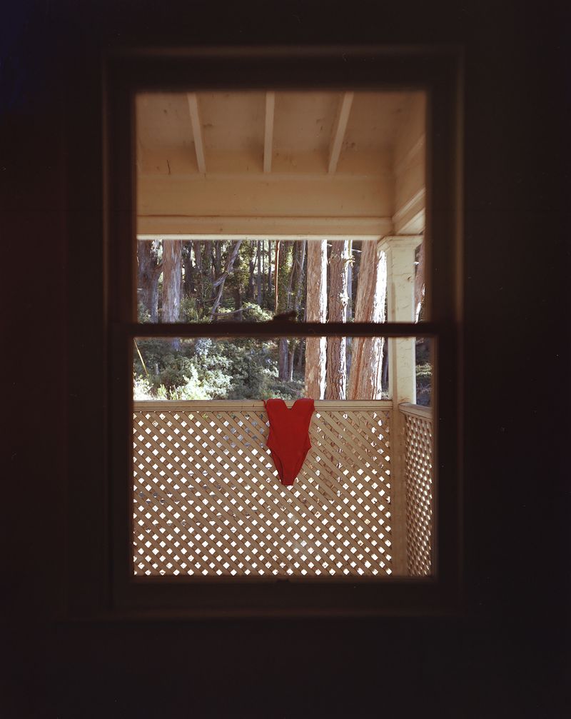 © Romane Bladou - Image from the Pins and Needles photography project