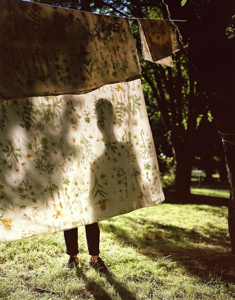 © Romane Bladou - Image from the Pins and Needles photography project