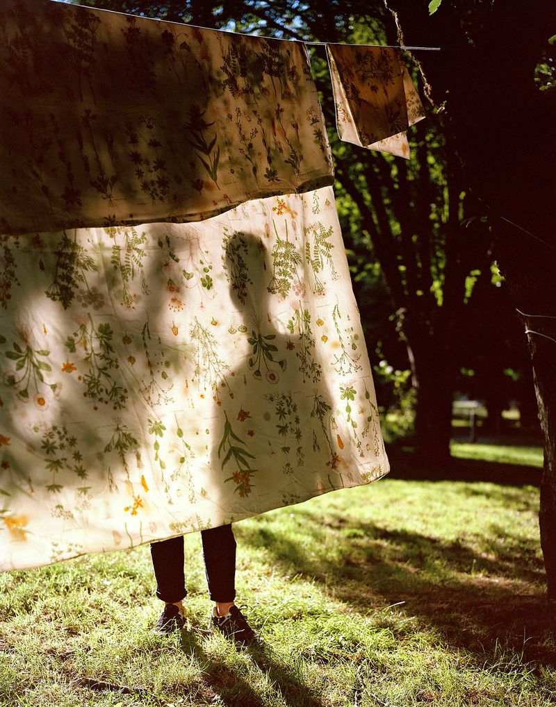 © Romane Bladou - Image from the Pins and Needles photography project