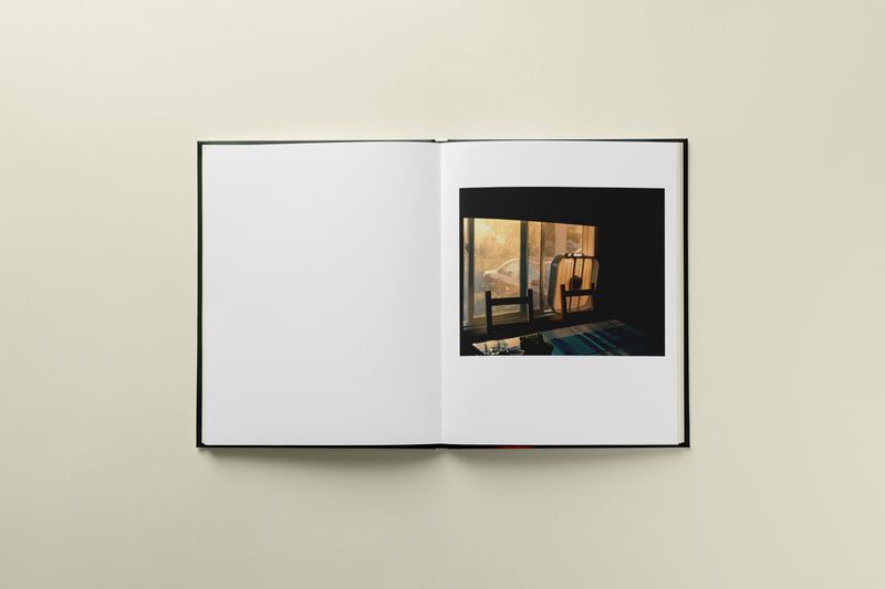 © Romane Bladou - Image from the Pins and Needles photography project