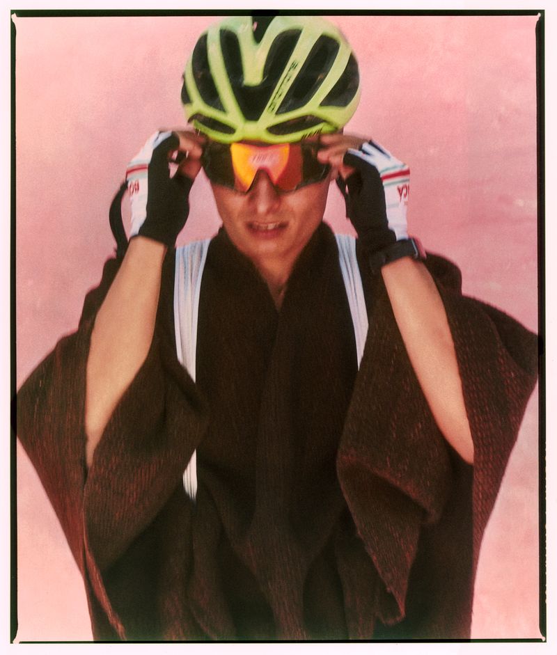 © Dani Bastidas - Image from the Cafe de Colombia - "Los Escarabajos" photography project