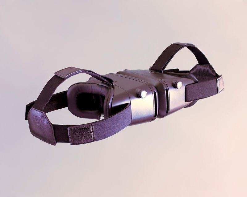 © lom-of-LaMa - Coupled Corporeality (2017)