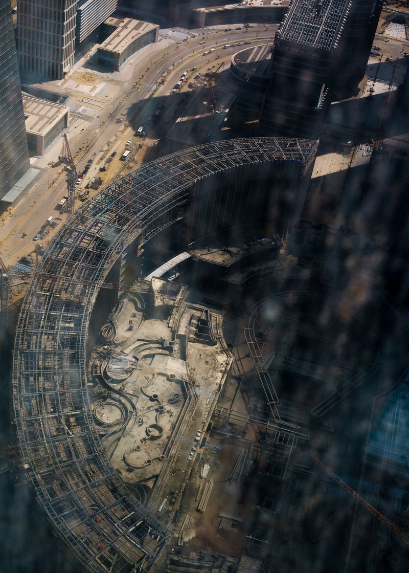 © Louis Roth - Skyscrapers under construction - The first phase of the project, initially set for completion in 2020, remains unfinished.