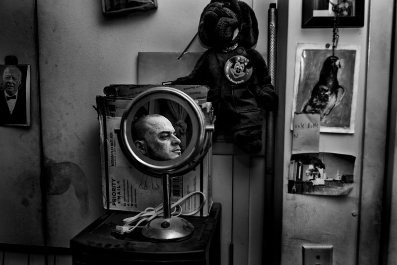 © Bastien Deschamps - Image from the The Pigeons are getting Braver photography project