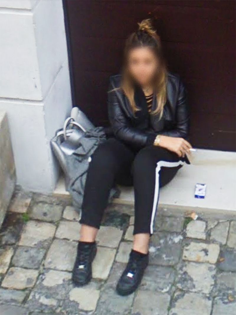 © Lorenzo Vargiu - Cigarettes and Manhole Covers (5)