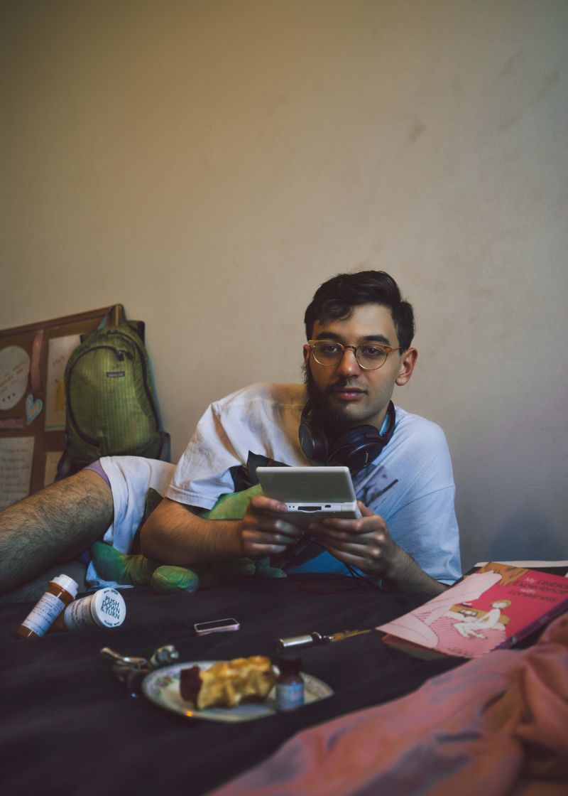 © Kairon(Ren-Kai) Liu - Humans as Hosts: 017