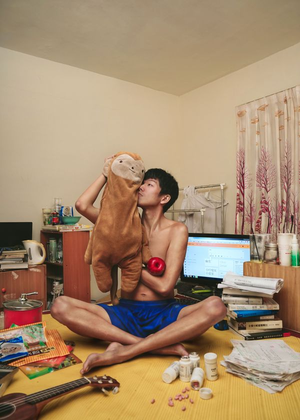 © Kairon(Ren-Kai) Liu - Humans as Hosts: 001