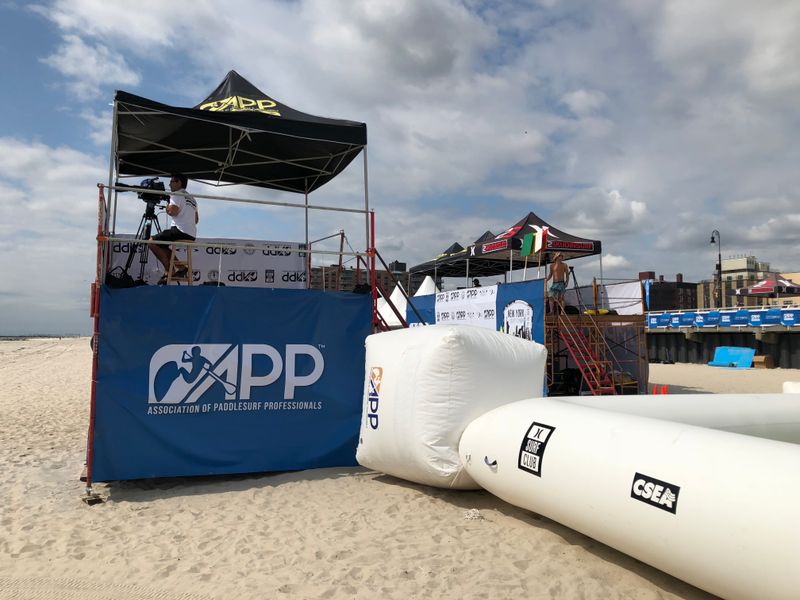 © Margo Almeida - Image from the Surf Culture in Long Beach New York photography project