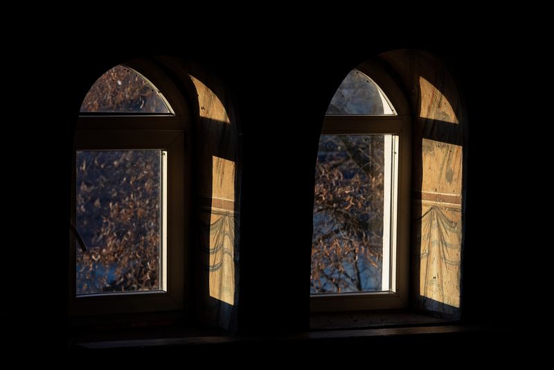 © Simona Ciocarlan - Image from the Shields Under A Wounded Sky photography project
