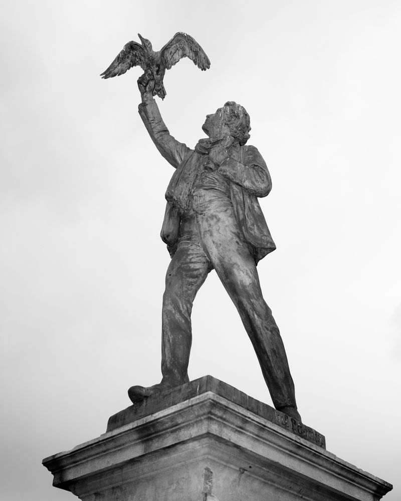 © Lukas Doulsan - Roeselare. Statue of Albrecht Rodenbach.