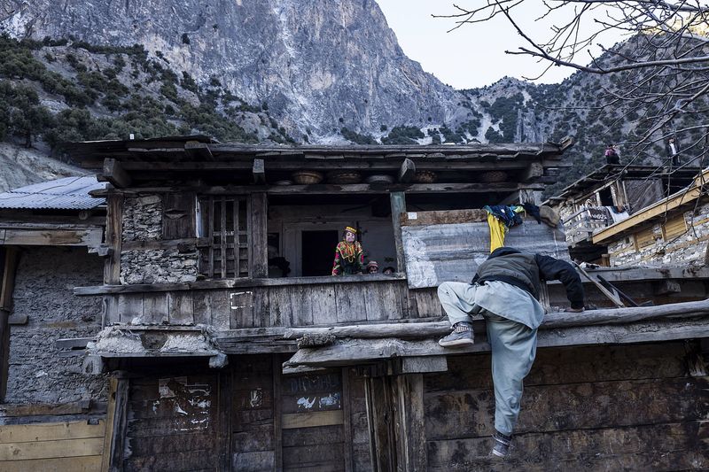 © Sarah Caron - Image from the Last of the Kalash photography project
