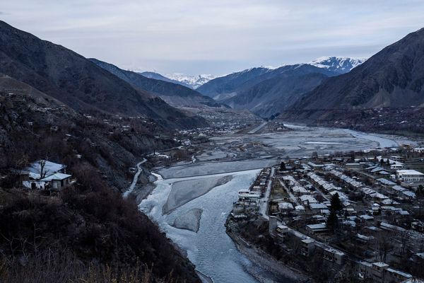 © Sarah Caron - Image from the Last of the Kalash photography project