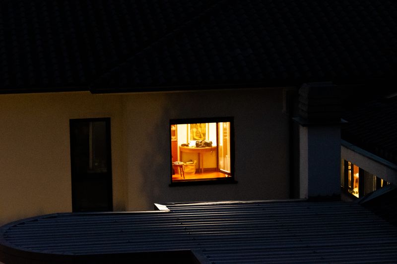 © Lorenzo Villa - Image from the The Midnight Club photography project