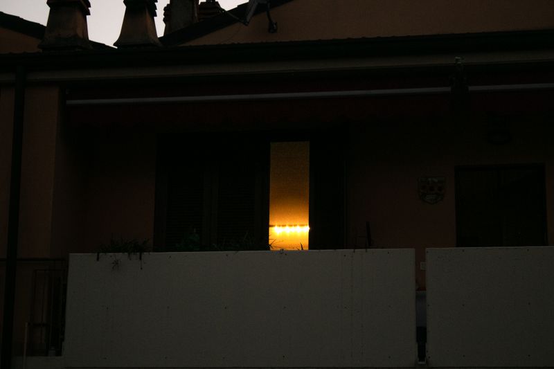 © Lorenzo Villa - Image from the The Midnight Club photography project