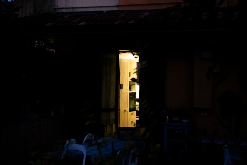 © Lorenzo Villa - Image from the The Midnight Club photography project