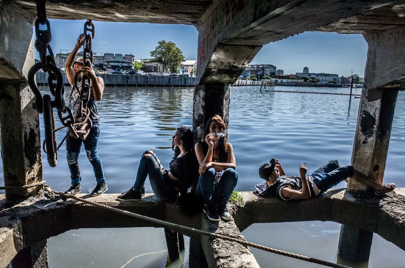 © Karl Mancini - Image from the AMORES PERROS photography project