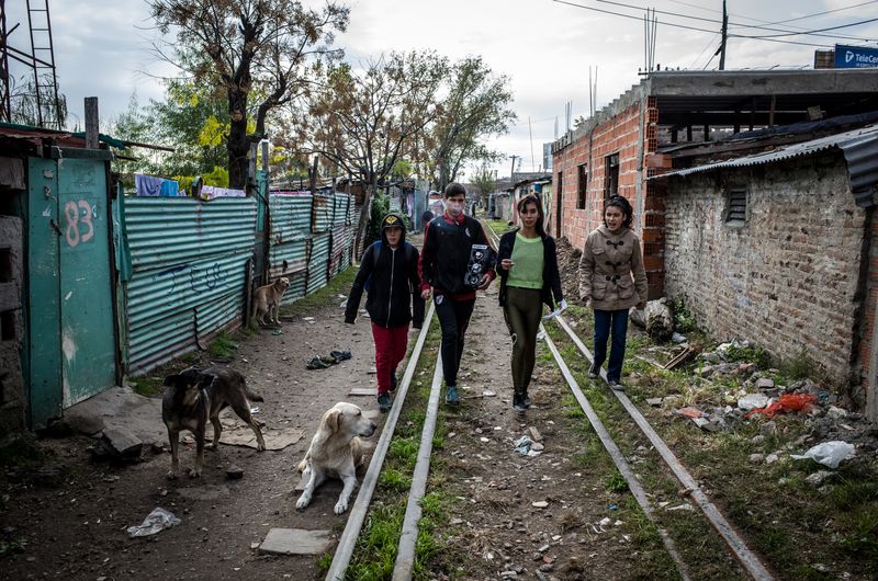 © Karl Mancini - Image from the AMORES PERROS photography project