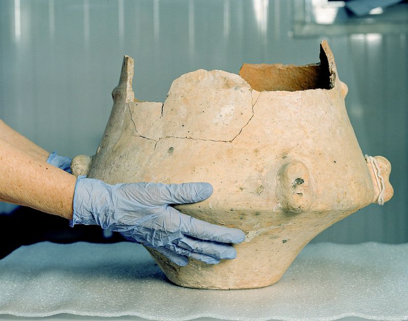 © LIVIA MELZI - Image from the Musea Futuri - First Chapter: Rescue Objects photography project