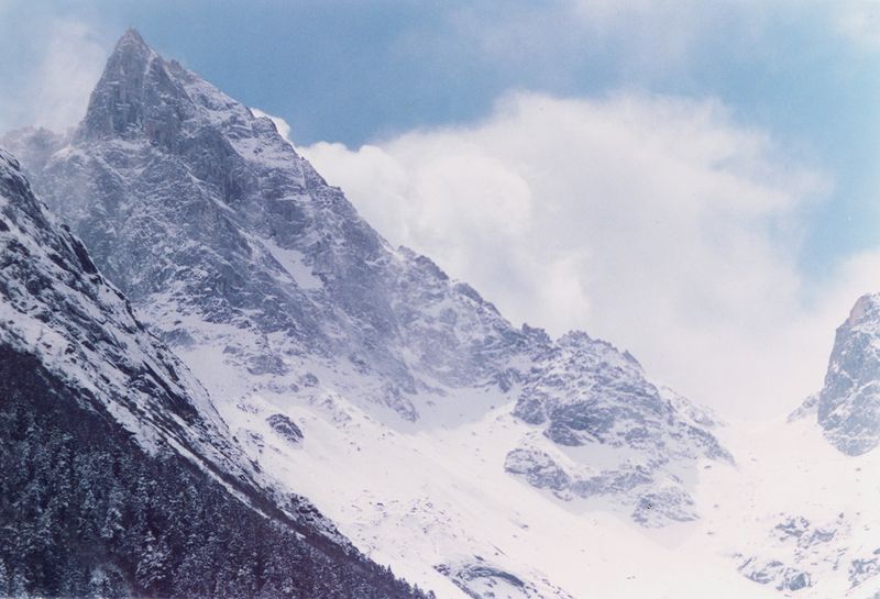 © Yuhan Cheng - Image from the The Feminine Sun photography project