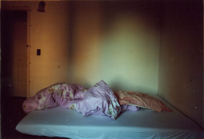 © Yuhan Cheng - Bed at sundown. New York City, 2024.