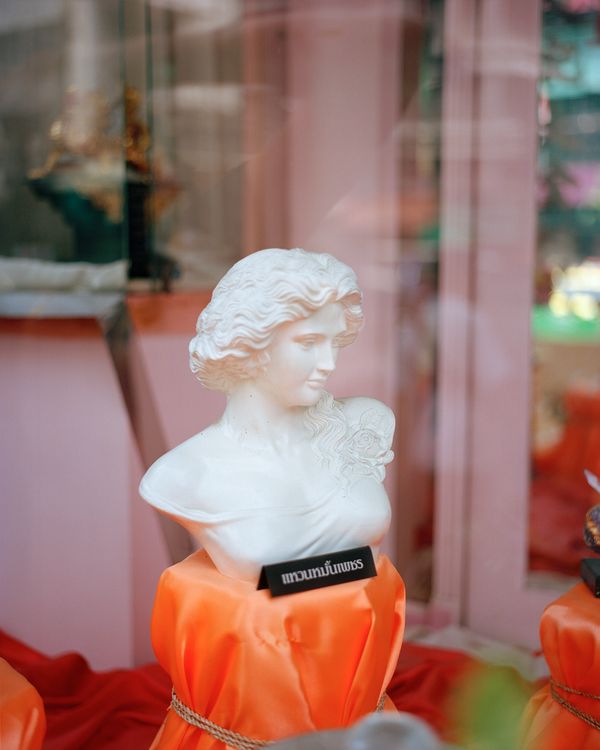 © Marjolaine Gallet - Image from the I Feel Bad About Inanimate Objects All the Time photography project