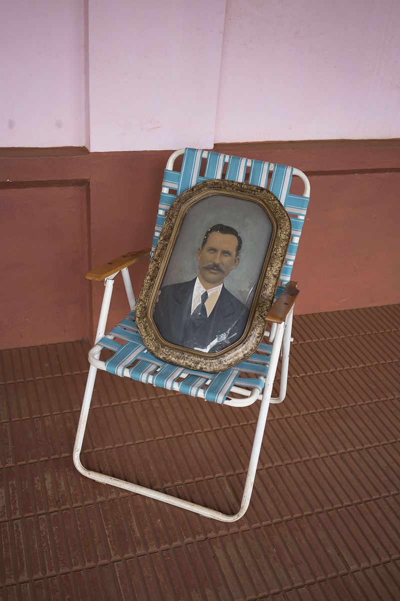 © Katarzyna and Marianne Wasowska - Image from the Waiting for the snow photography project