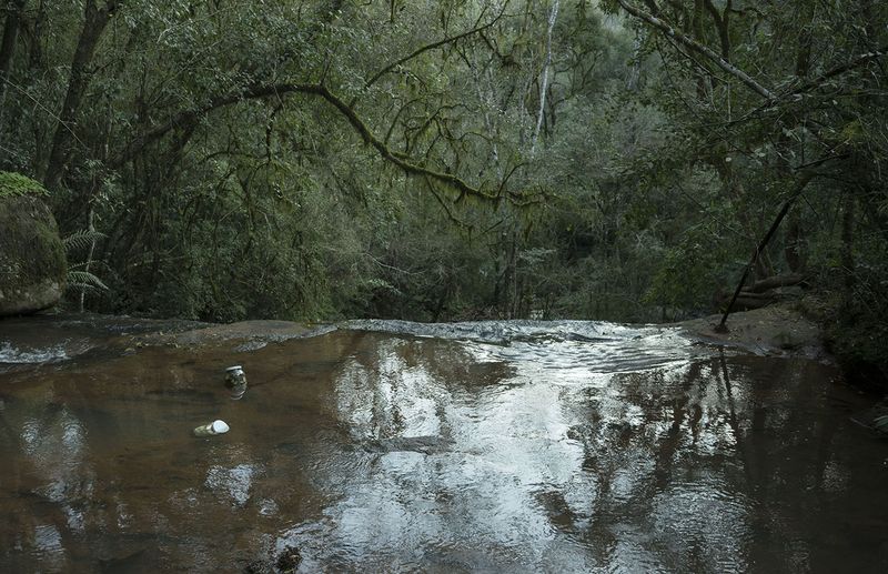 © Katarzyna and Marianne Wasowska - Image from the Waiting for the snow photography project