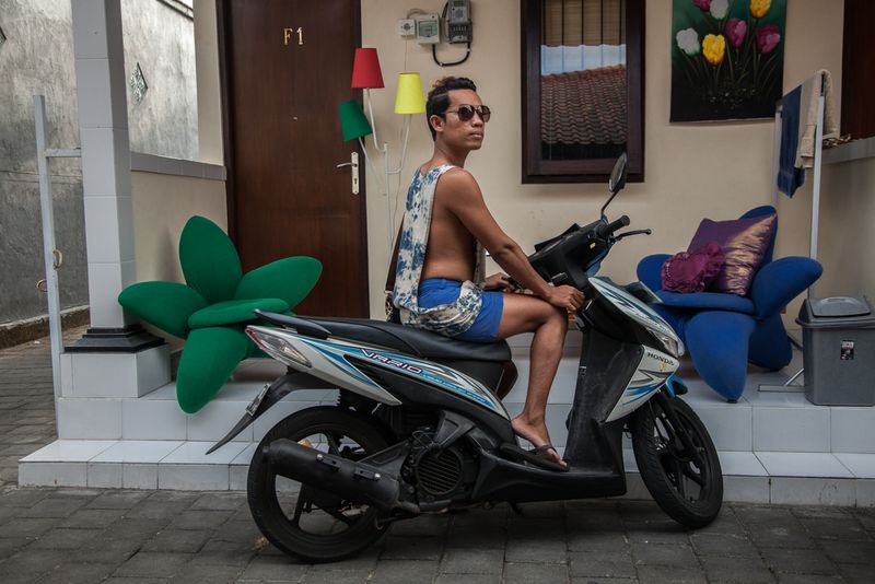 © András Polgár - Image from the TransX - Changing identities in the island paradise of Bali photography project