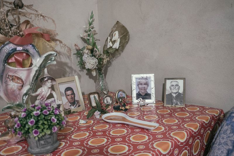 © Carmelo Stompo - Image from the UNDER YOUR FEET photography project