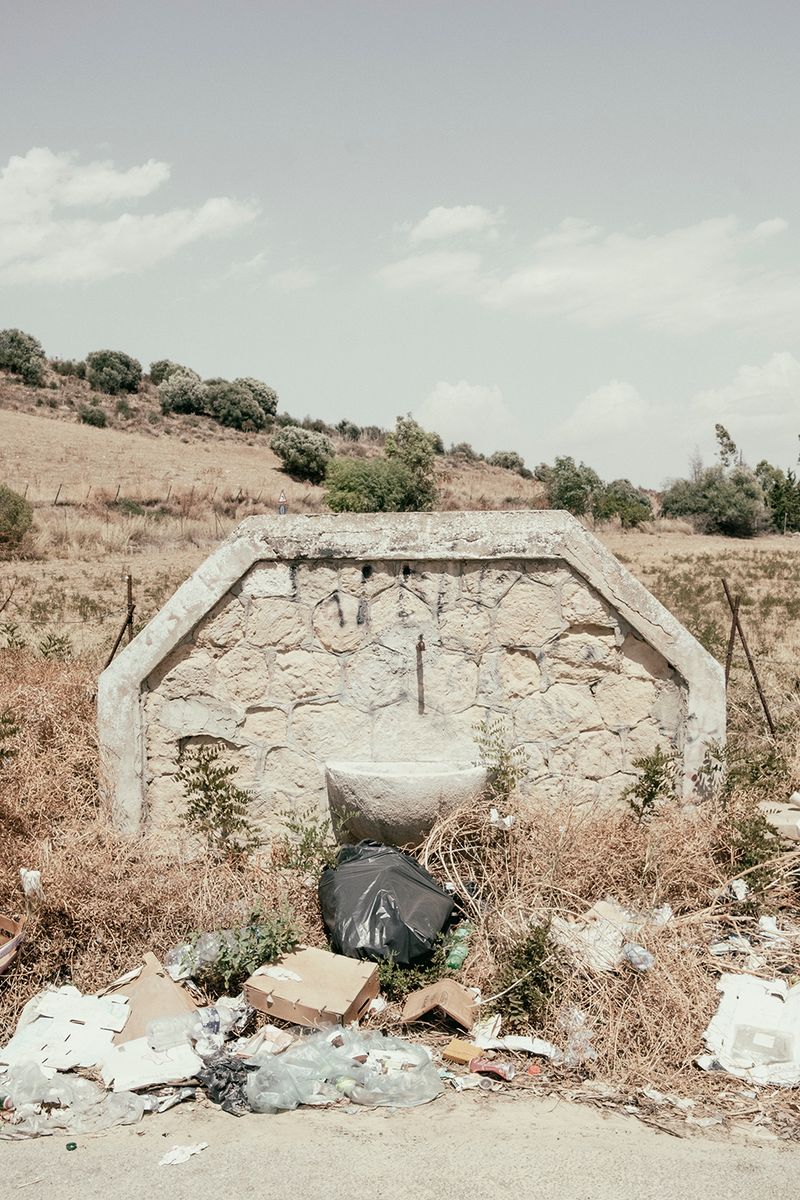 © Carmelo Stompo - Image from the UNDER YOUR FEET photography project