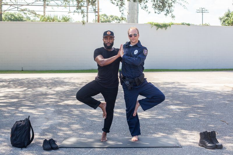 © Medina Dugger - Image from the Couples Yoga photography project