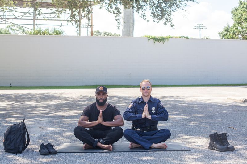 © Medina Dugger - Image from the Couples Yoga photography project